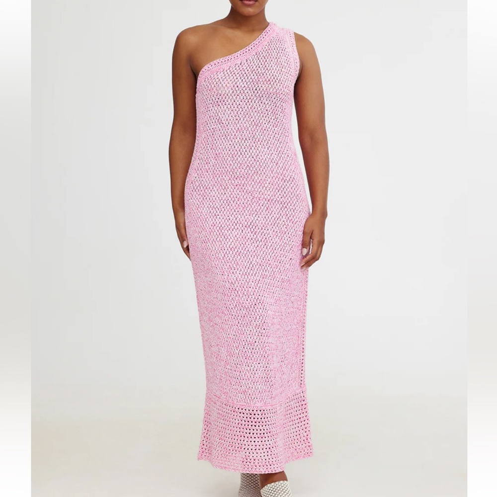 Significant Other Una fuchsia one shoulder dress US size 4